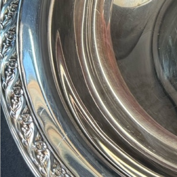 International Silver Co Covered Serving Bowl 10” Silverplate Ornate Lid - Picture 8 of 8